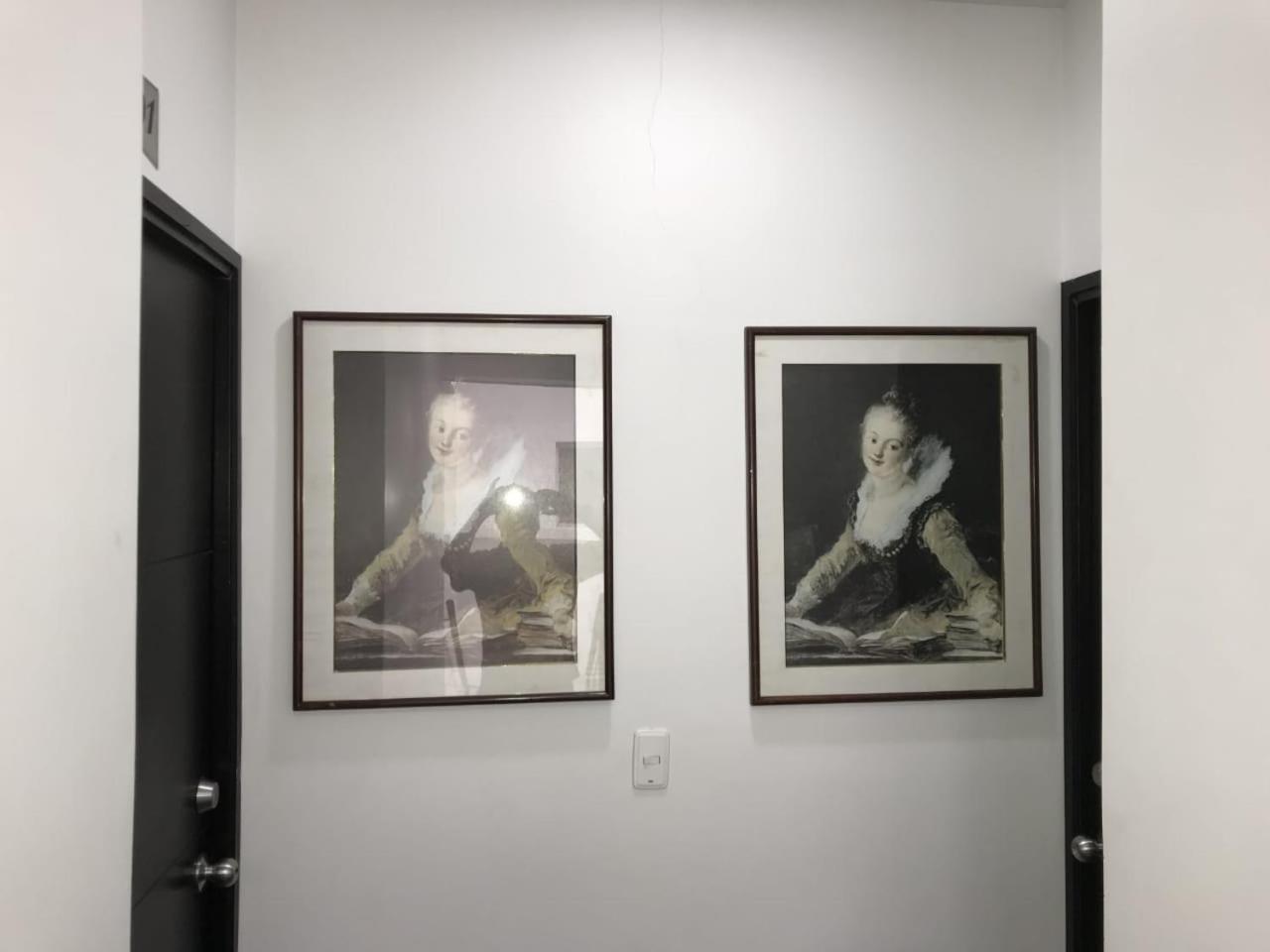 Apartaestudios Laureles Medellín Exteriör bild